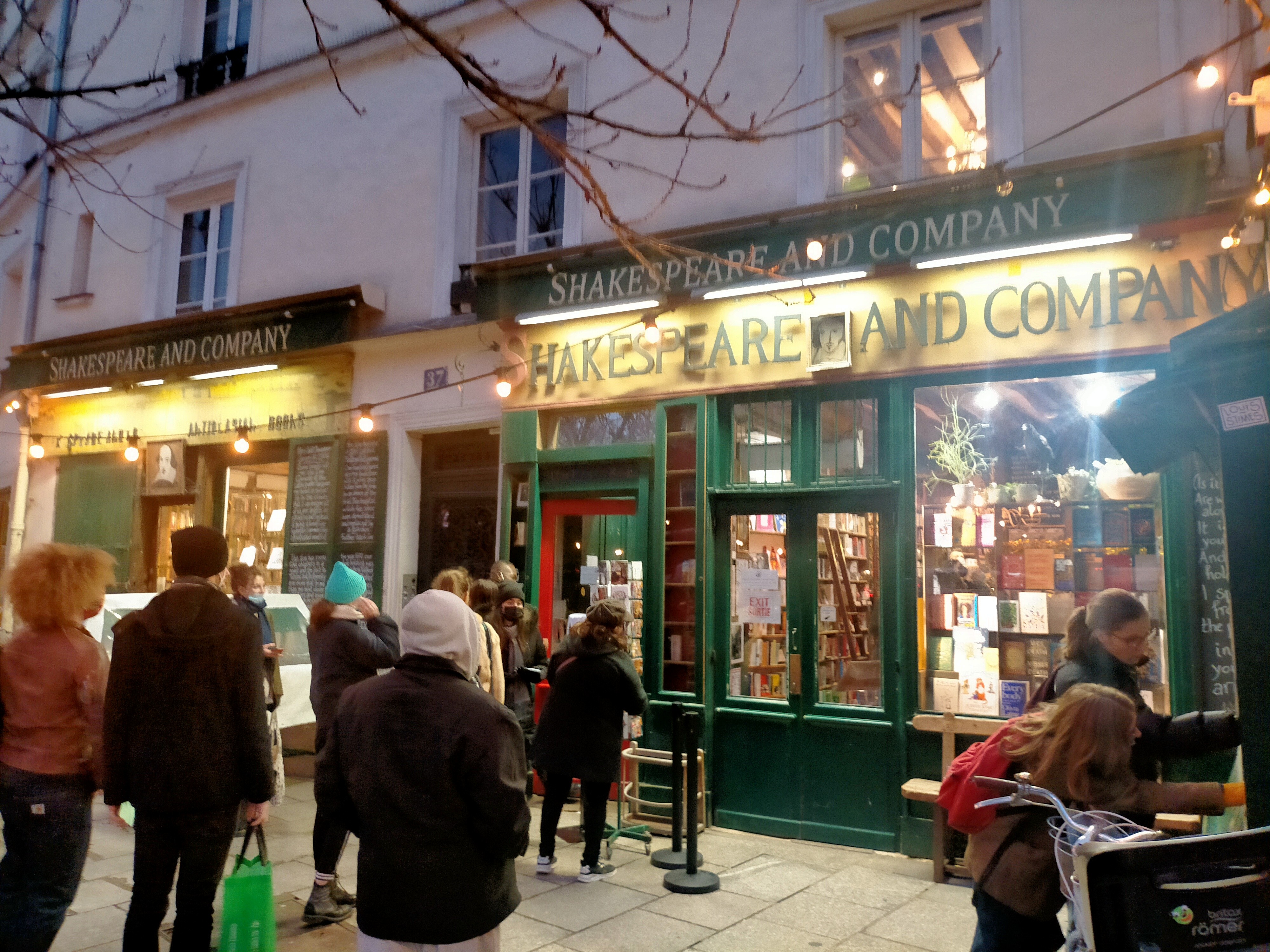 Shakespeare and Company: A  Franco-Anglo Literary Connection
